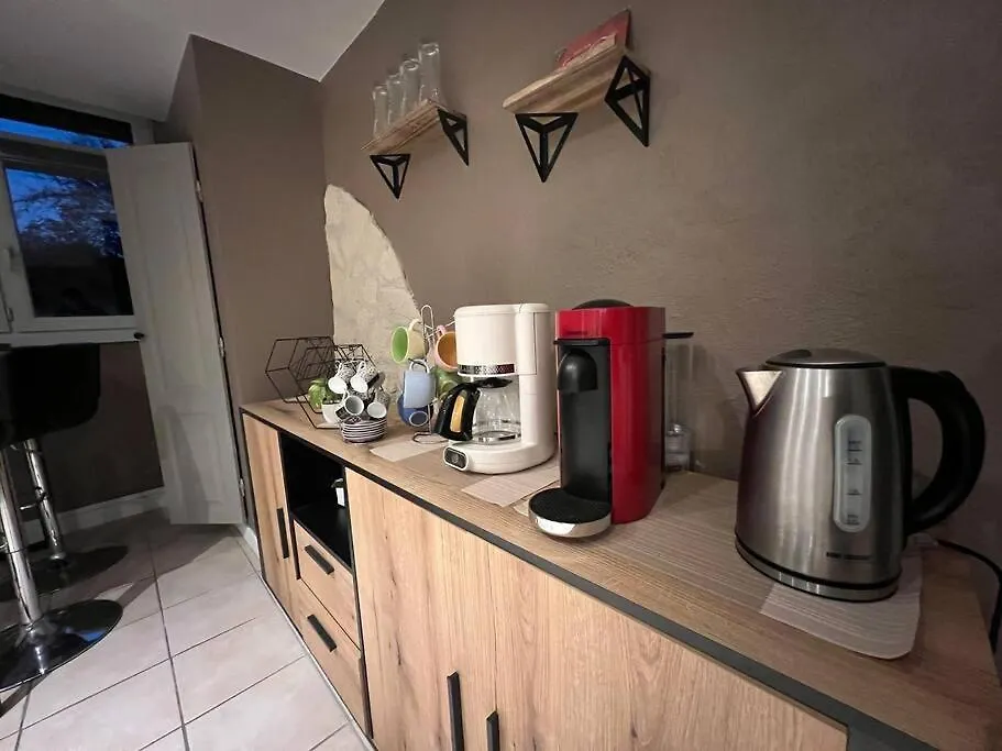 Les 4 Chenes - T2 Refait A Neuf Apartment Le Pont-de-Beauvoisin