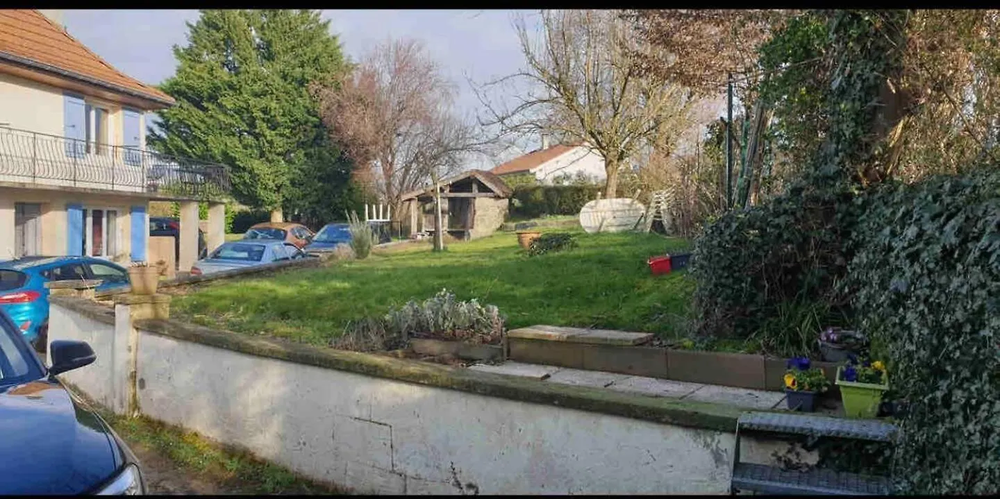 Les 4 Chenes - T2 Refait A Neuf Apartment Le Pont-de-Beauvoisin France